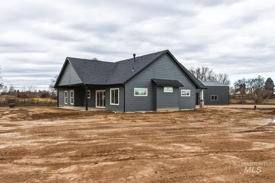 4653 E Idaho St, New Plymouth, ID 83655 - #3
