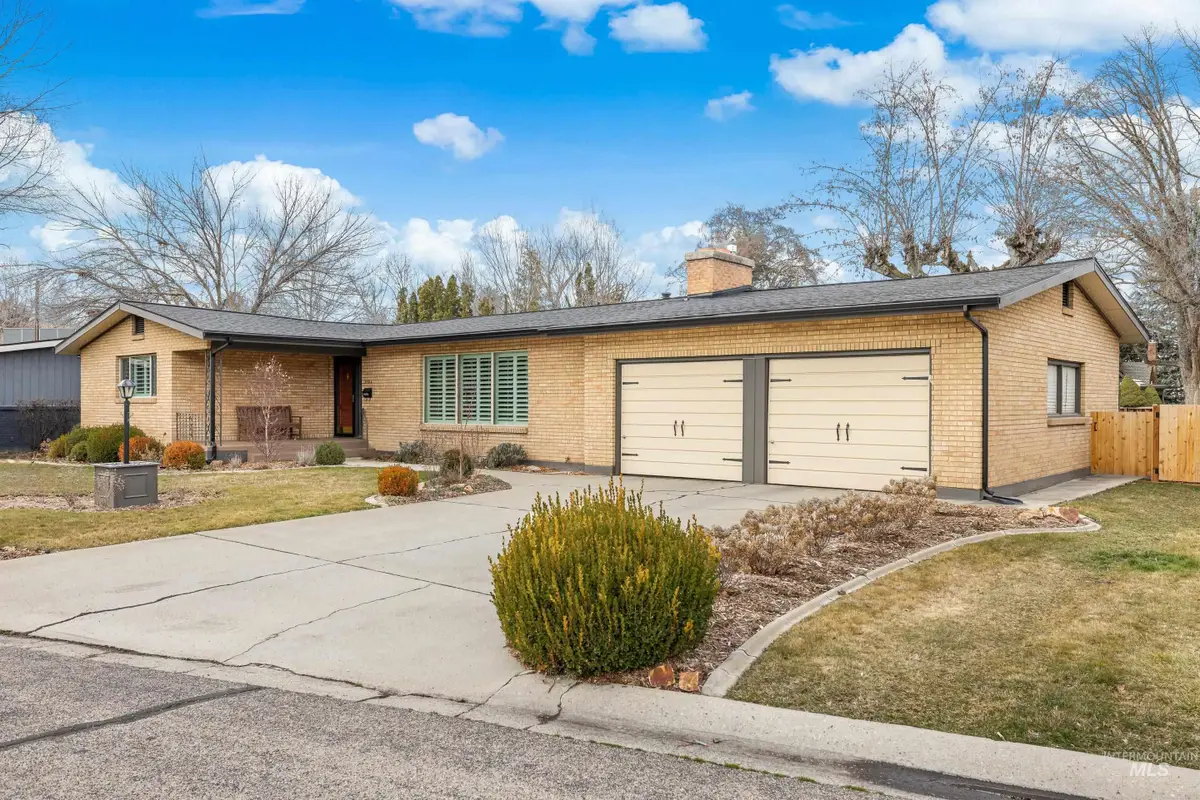 3504 W Grover Ct, Boise, ID 83705 - #1