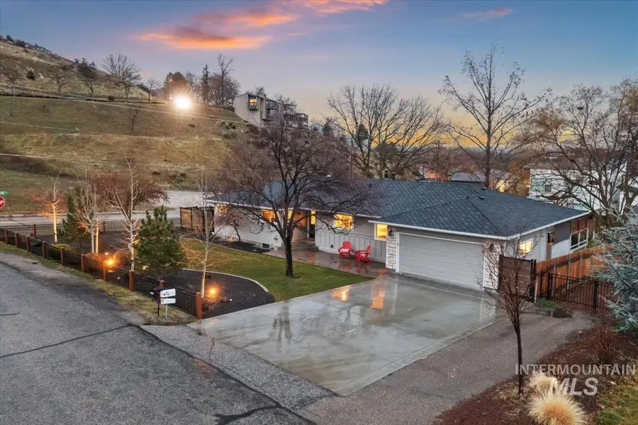 4801 W. Hillside Ave, Boise, ID 83703 - #2