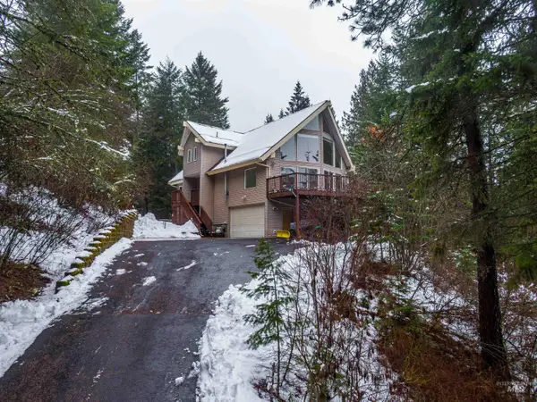 1418 Four Mile Rd, Viola, ID 83872