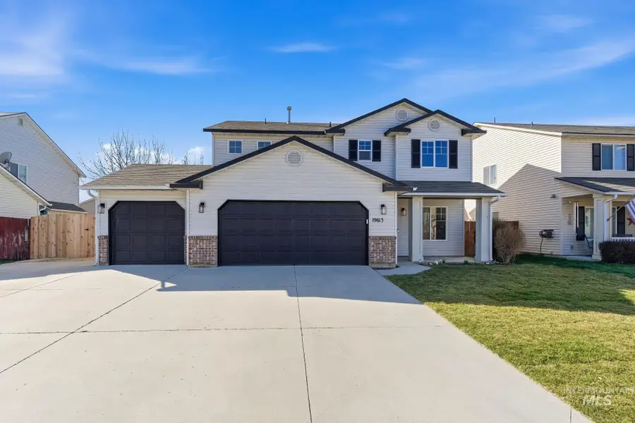 19613 Commonwealth Ave, Caldwell, ID 83605 - #2