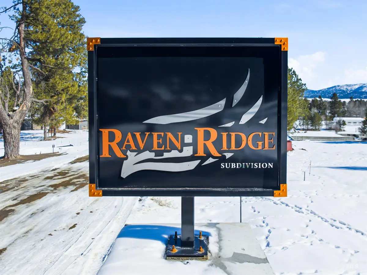 112 Raven Loop, Cascade, ID 83611 - #1