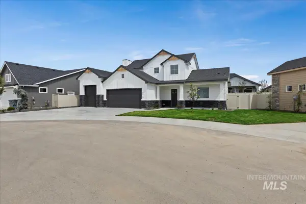 9910 W Sunberry Court, Star, ID 83669