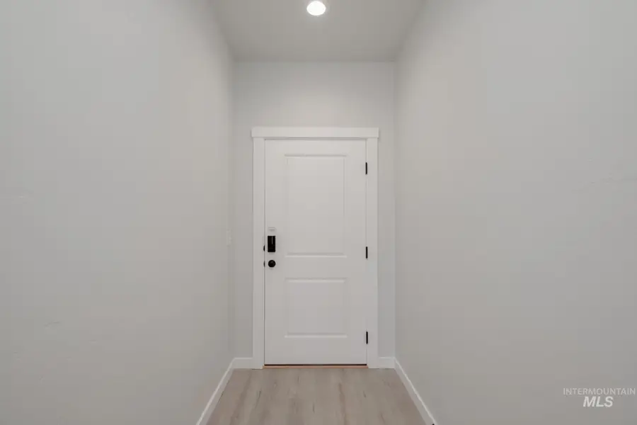 6642 W Black Butte Dr, Meridian, ID 83646 - #2