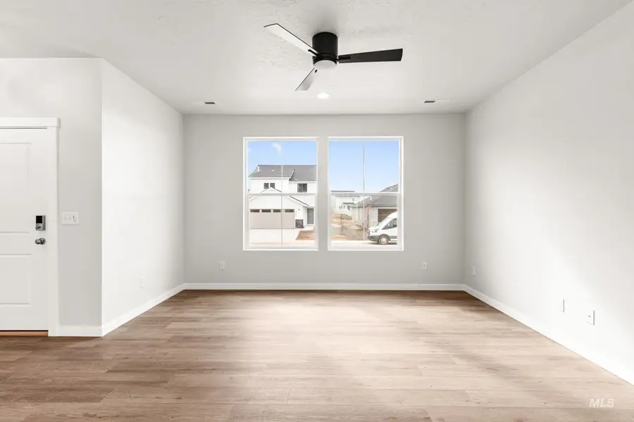 6756 W Redwood Creek Dr, Meridian, ID 83646 - #2