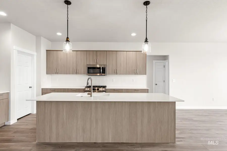 3739 W Piscina Dr, Meridian, ID 83642 - #3