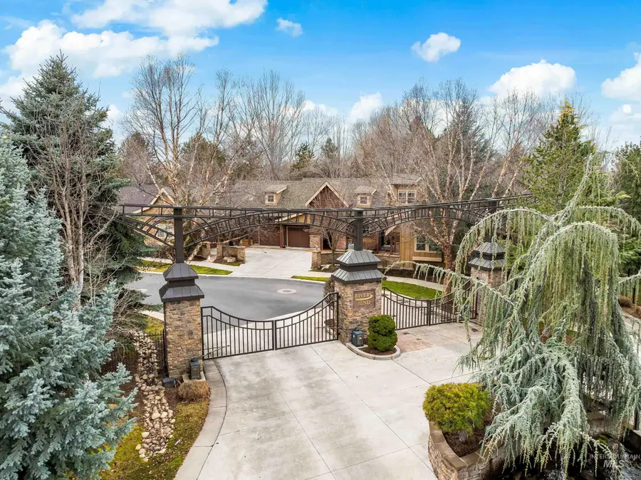 5901 N Duxbury Pier Ln, Garden City, ID 83714 - #2