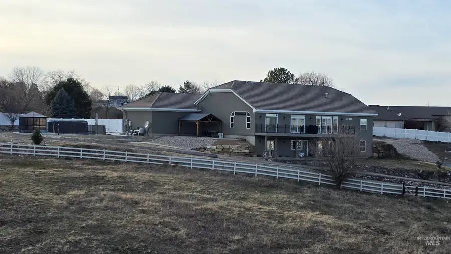 4434 W Vaquero Ln, Meridian, ID 83642 - #3