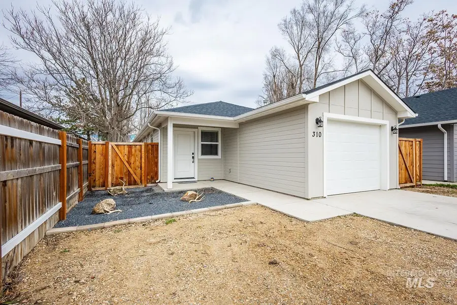 310 W Owyhee Ave., Homedale, ID 83628 - #2