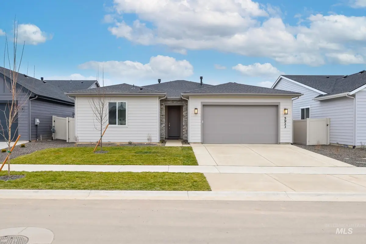 1940 W Chokecherry Ave, Middleton, ID 83644 - #1