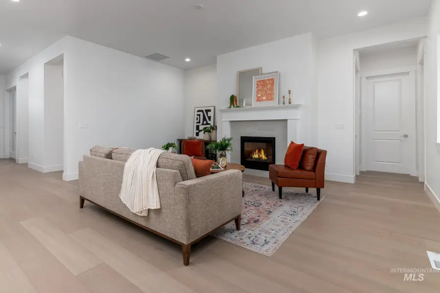 1145 W Grassland St, Middleton, ID 83644 - #3