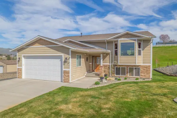 2245 Pitchstone Dr, Clarkston, WA 99403