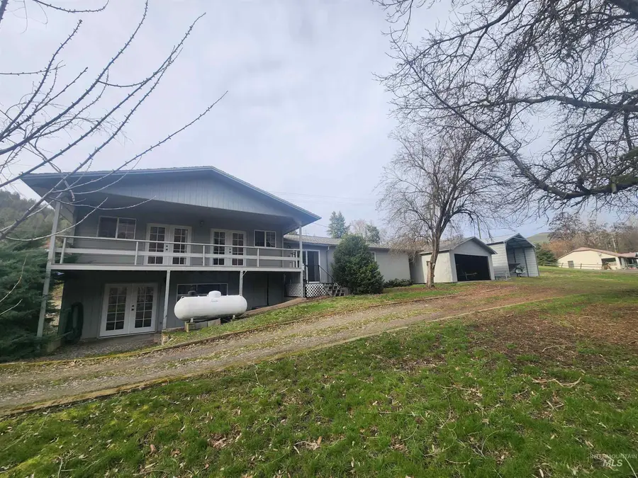 196 Main St., Juliaetta, ID 83535 - #2