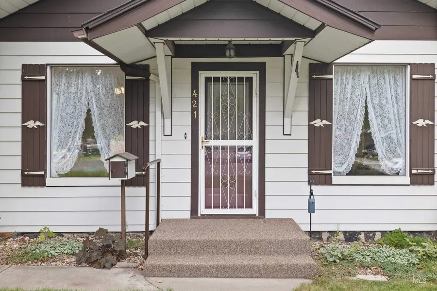 421 E Ave E, Jerome, ID 83338 - #3