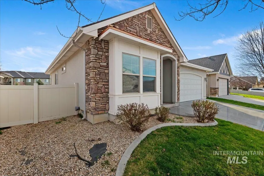 3084 N Fairglen Ave, Meridian, ID 83646 - #3