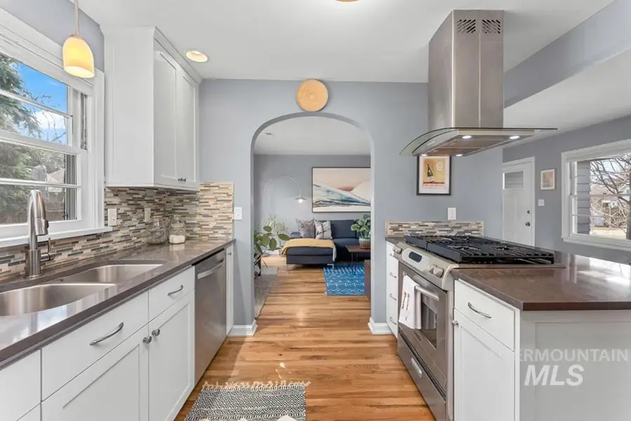 1706 N 13th Street, Boise, ID 83702 - #3