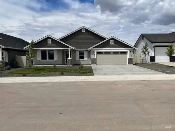 7651 E Meriwether Dr, Nampa, ID 83687