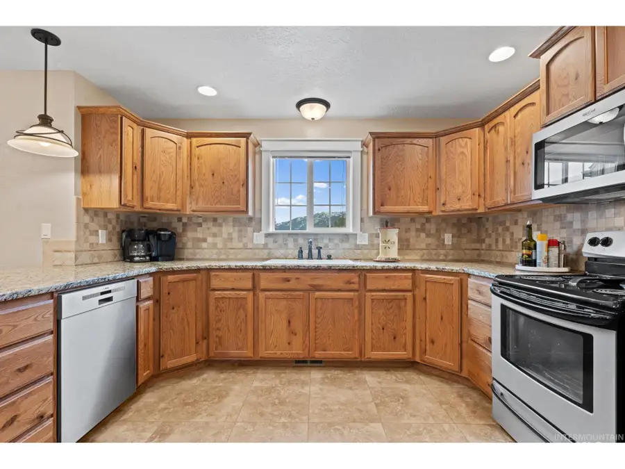 23 Veterinary Way, Garden Valley, ID 83622 - #3