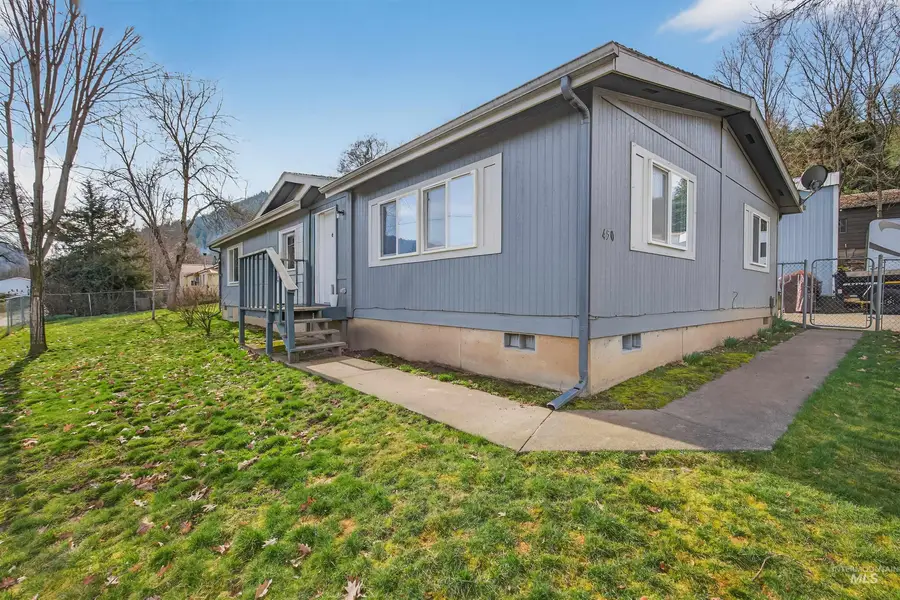 450 N Marion St, Peck, ID 83545 - #3