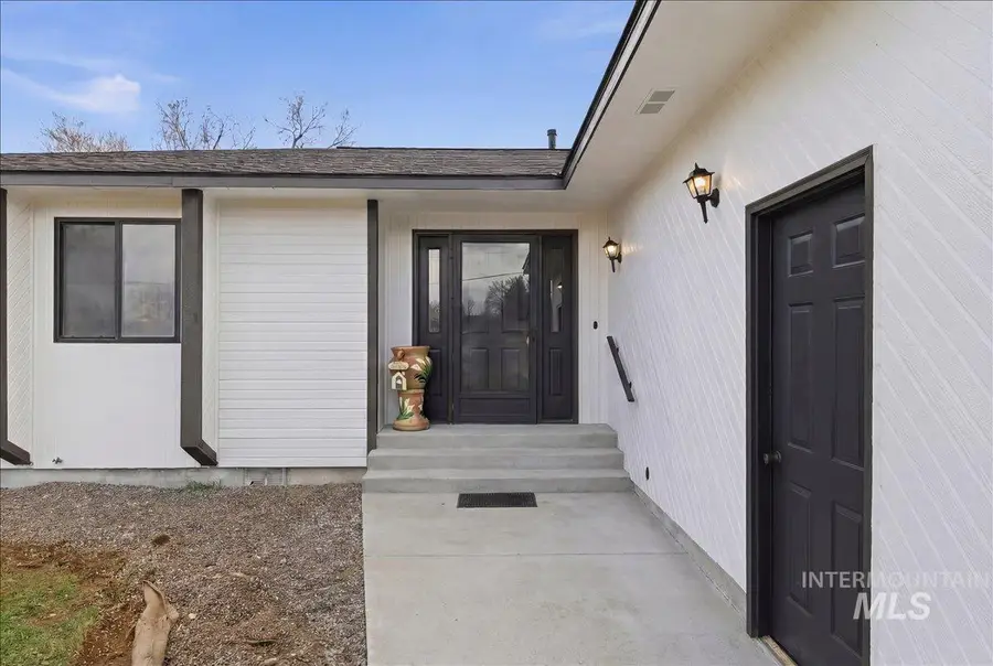 1211 W Orchard Ave, Nampa, ID 83651 - #3