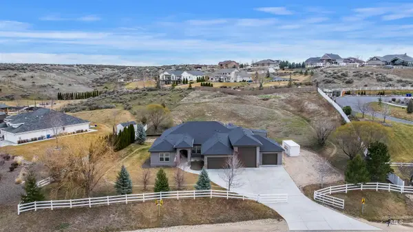 24710 Blessinger, Star, ID 83669