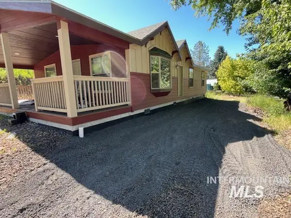 420 W Kirby Street, Peck, ID 83545