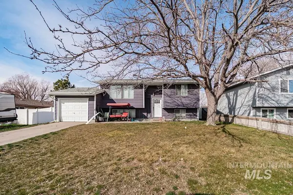 1620 Jade Dr, Pocatello, ID 83202