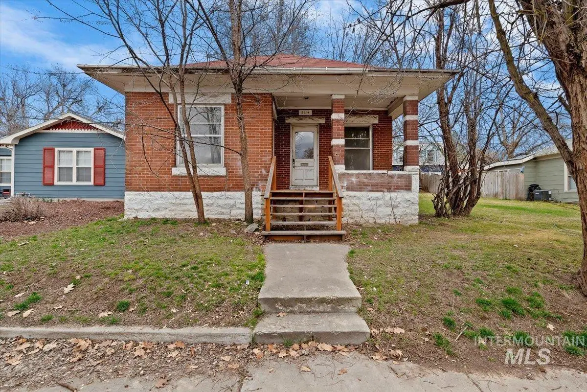 2114 N 9th St, Boise, ID 83702 - #1