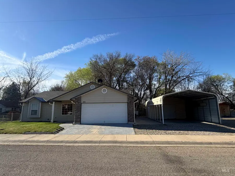 421 W 6th Street, Emmett, ID 83617 - #2