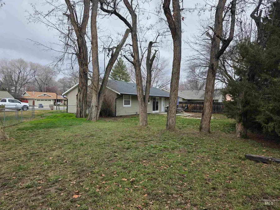 1887 W Cherry Ct, Boise, ID 83705 - #2