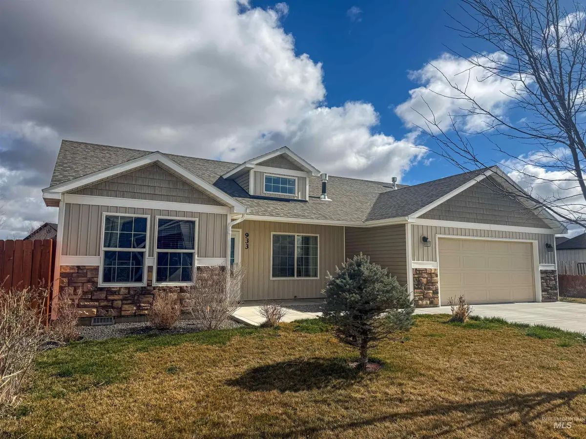 933 Applewood Dr, Buhl, ID 83316 - #1