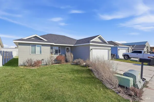 359 Miller Ave, Burley, ID 83318