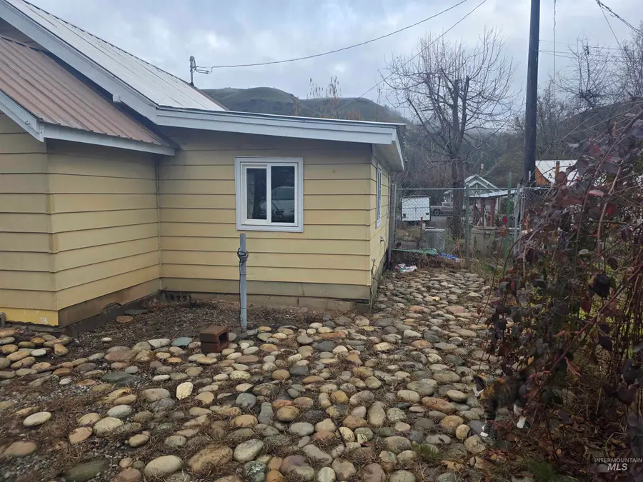 210 Pine Ave, Kooskia, ID 83539 - #2