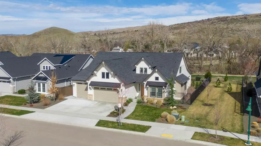 3308 W Miners Farm Dr, Boise, ID 83714 - #2