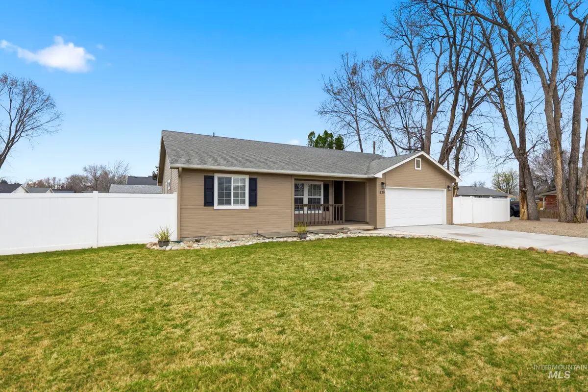629 Lake Lowell, Nampa, ID 83686 - #1