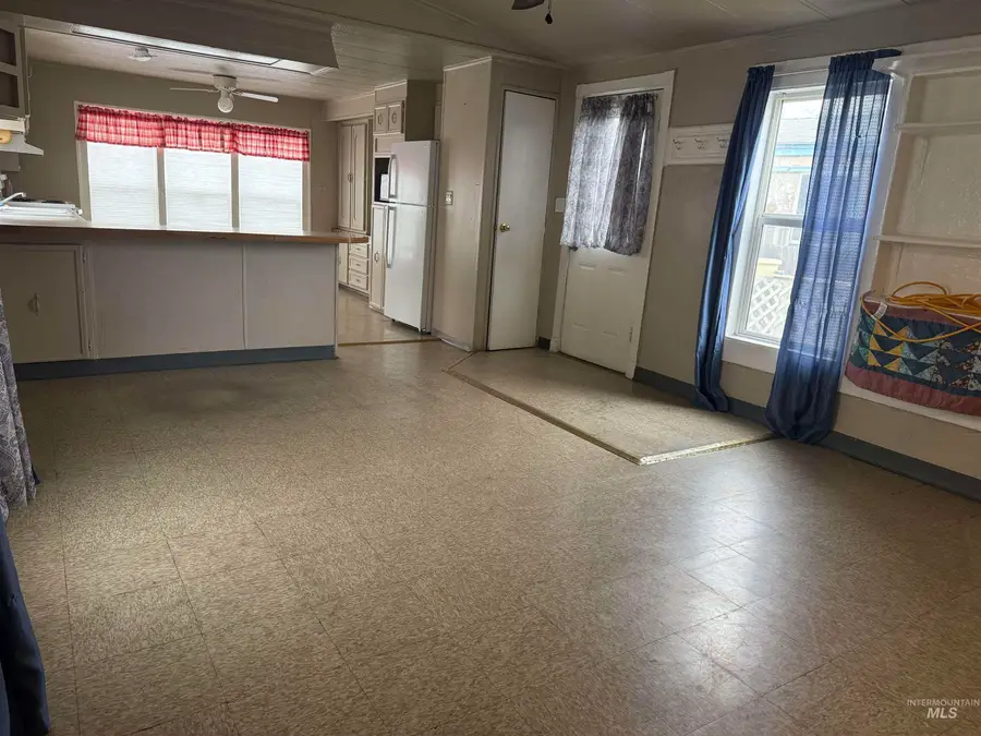 711 4th Ave N #28 #28, Nampa, ID 83687 - #2