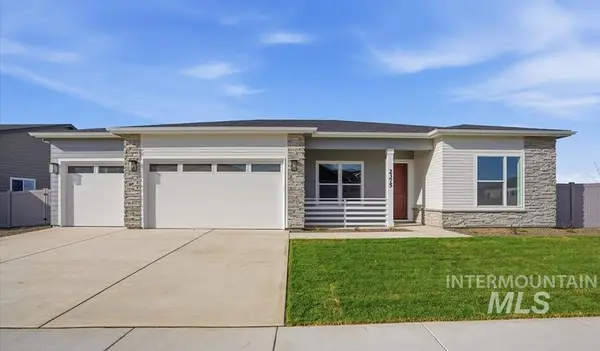 2375 N Kenora Ave, Star, ID 83669