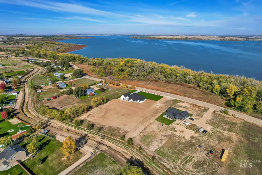 13531 Lake Shore Dr, Nampa, ID 83686 - #3