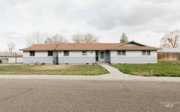 591 NW 11th St, Ontario, OR 97914