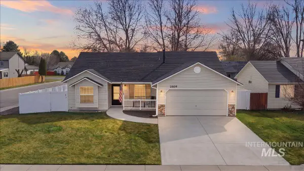 2509 E Lily Ave, Nampa, ID 83686