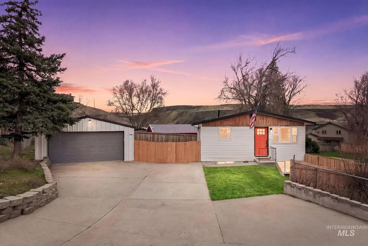 6123 S Brian Way, Boise, ID 83716 - #1