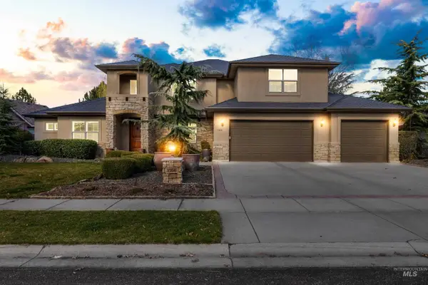 1166 E Rivers End Dr, Eagle, ID 83616