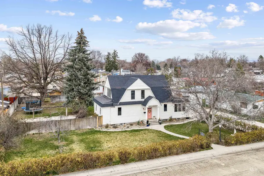 236 Elmore Ave, Nampa, ID 83651 - #2