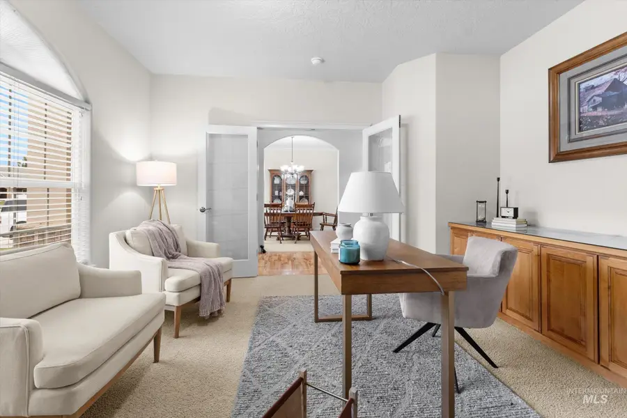 716 W Kodiak Drive, Meridian, ID 83642 - #3