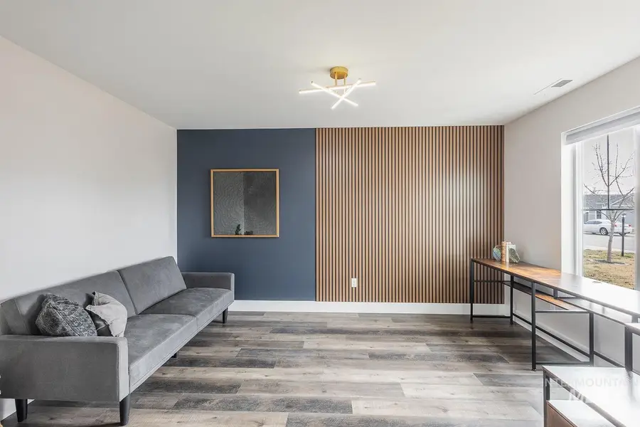 11780 Walden St, Caldwell, ID 83605 - #3