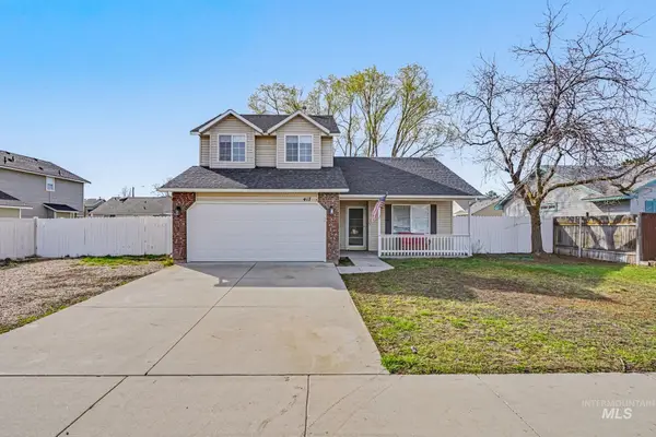 417 S Valley Dr, Nampa, ID 83686