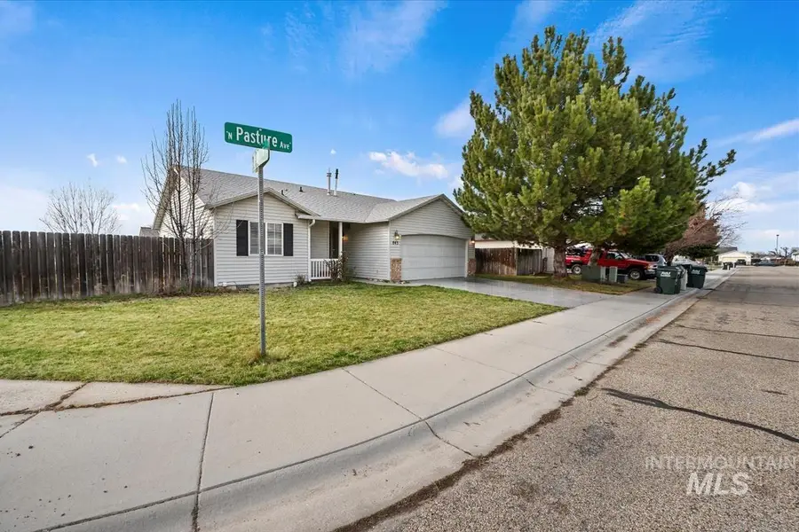 843 N Pasture Ave., Kuna, ID 83634 - #3