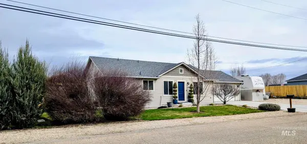 1518 E Florida Ave, Nampa, ID 83686