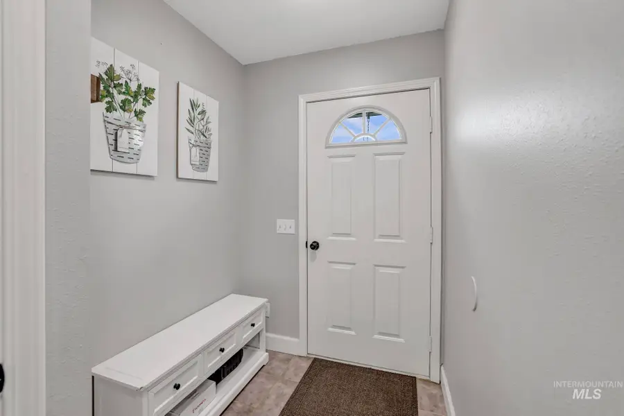 1465 Vista Dr., Gooding, ID 83330 - #2