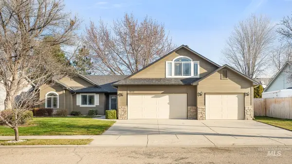 2832 E Indian Creek Dr, Meridian, ID 83642